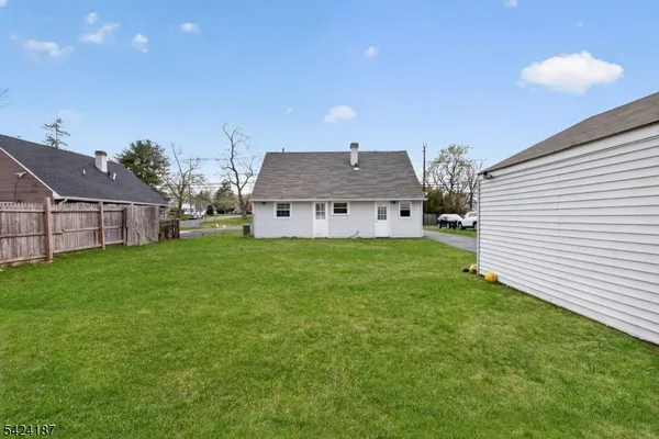 $375,000 | 22 Farrell Avenue, Ewing, NJ 08618