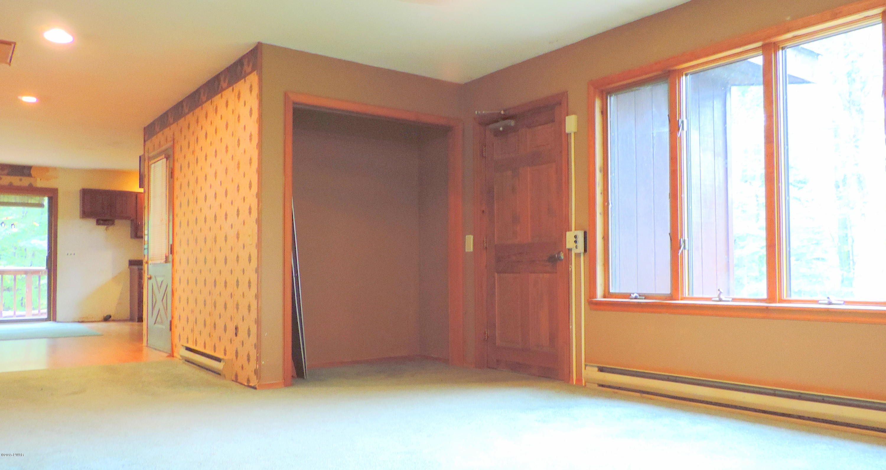 124 Kleinhans Road Hawley, PA 18428 - Photo 6 of 40
