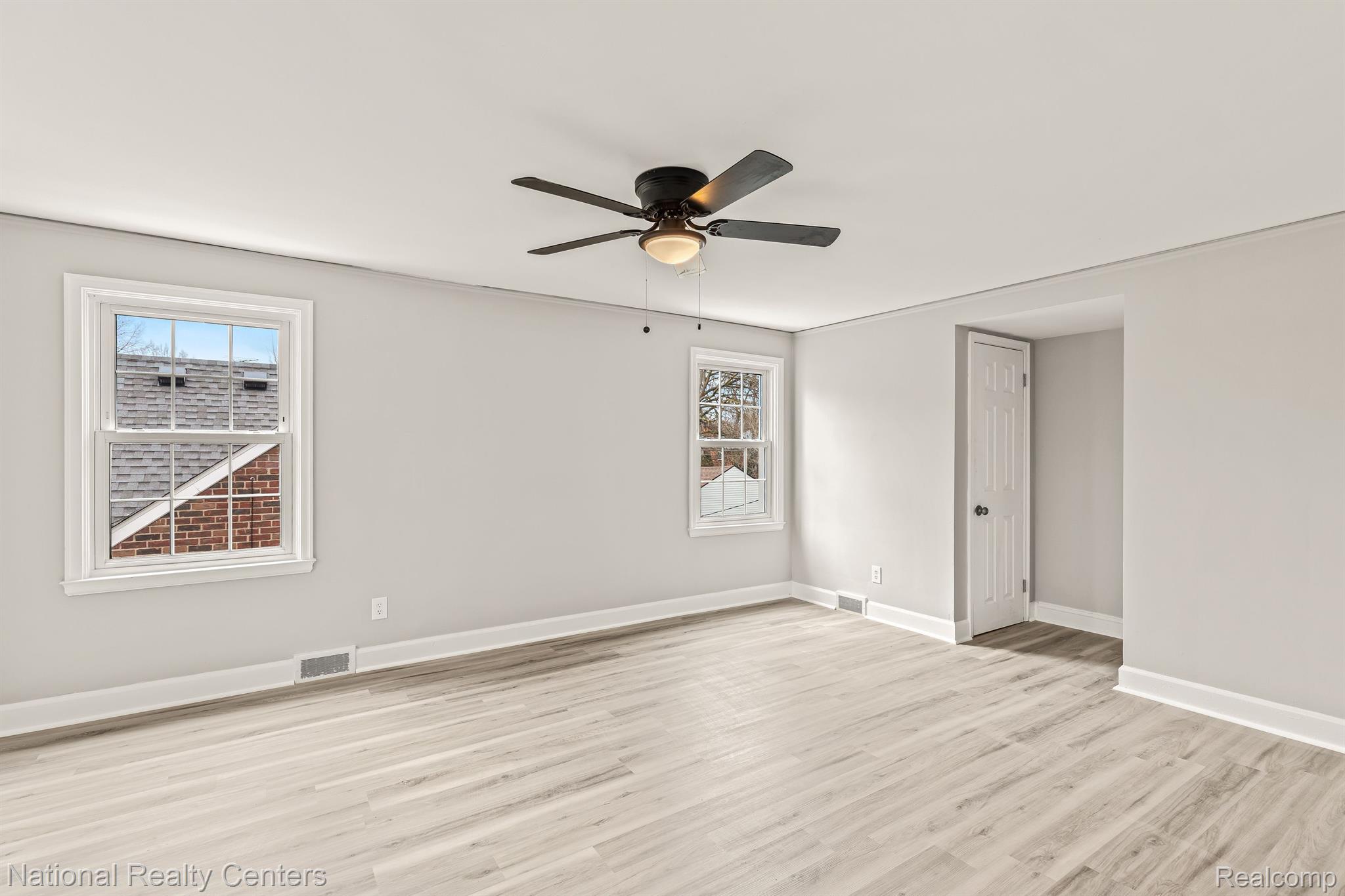 15063 Greenview Road Detroit, MI 48223 - Photo 14 of 24 Gallery Image 14
