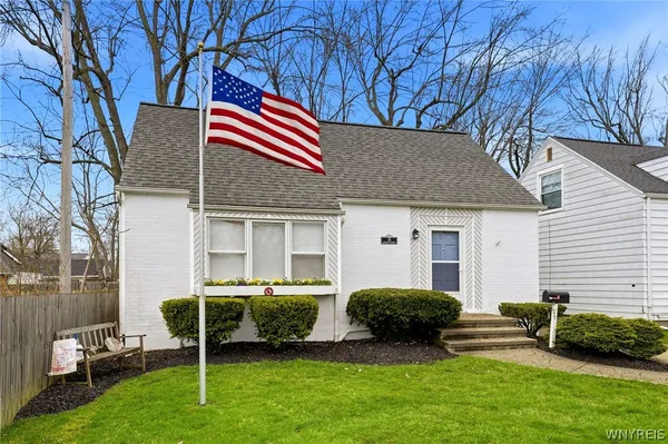 $249,900 | 16 Deumant Terrace, Tonawanda, NY 14223