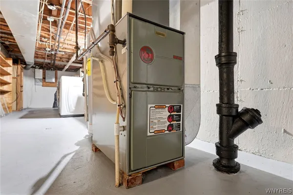 $249,900 | 16 Deumant Terrace, Tonawanda, NY 14223