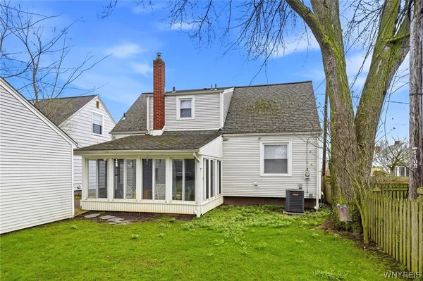 $249,900 | 16 Deumant Terrace, Tonawanda, NY 14223