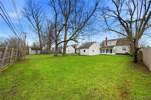 $249,900 | 16 Deumant Terrace, Tonawanda, NY 14223