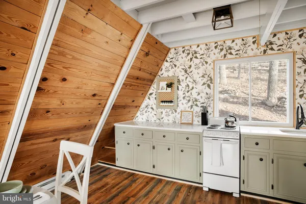 $315,000 | 698 Valley View Road, Rileyville, VA 22650