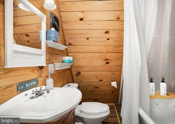 $315,000 | 698 Valley View Road, Rileyville, VA 22650