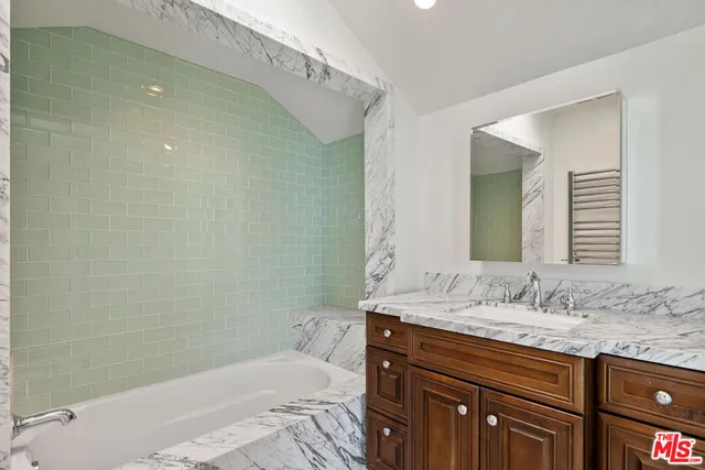 $10,895 | 18133 Wakecrest Drive, Malibu, CA 90265