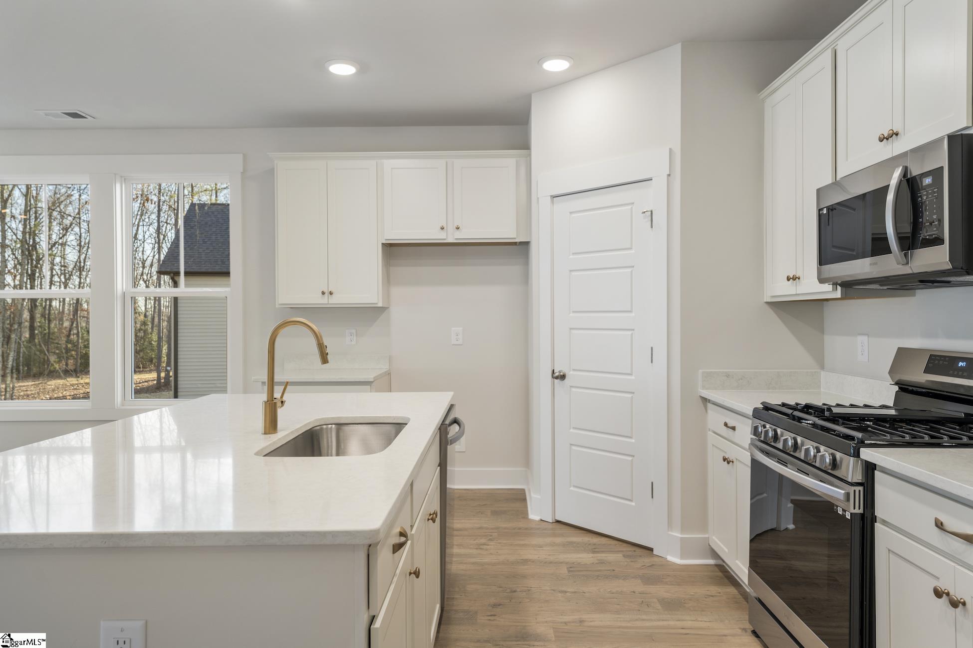 121 Carpenter Road Anderson, SC 29621 - Photo 12 of 27 Gallery Image 12
