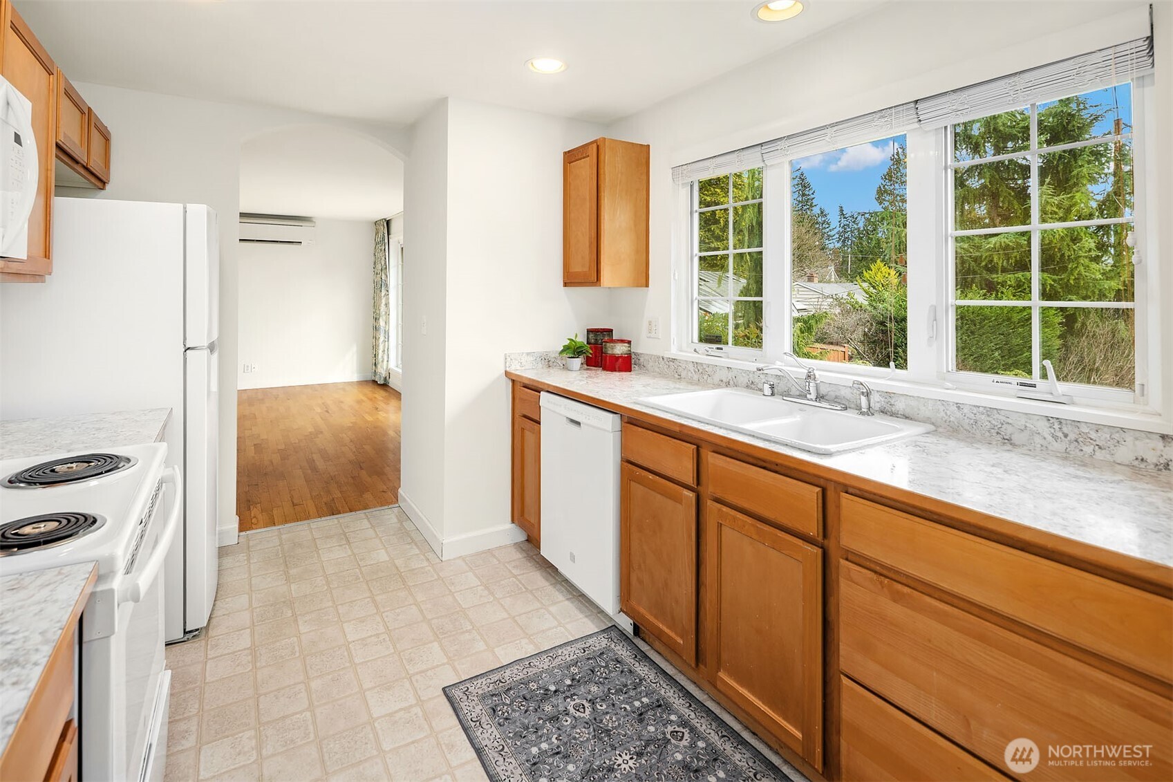23700 77th Avenue West Edmonds, WA 98026 - Photo 6 of 28