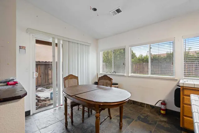 $625,000 | 1940 Sycamore Court, Hollister, CA 95023