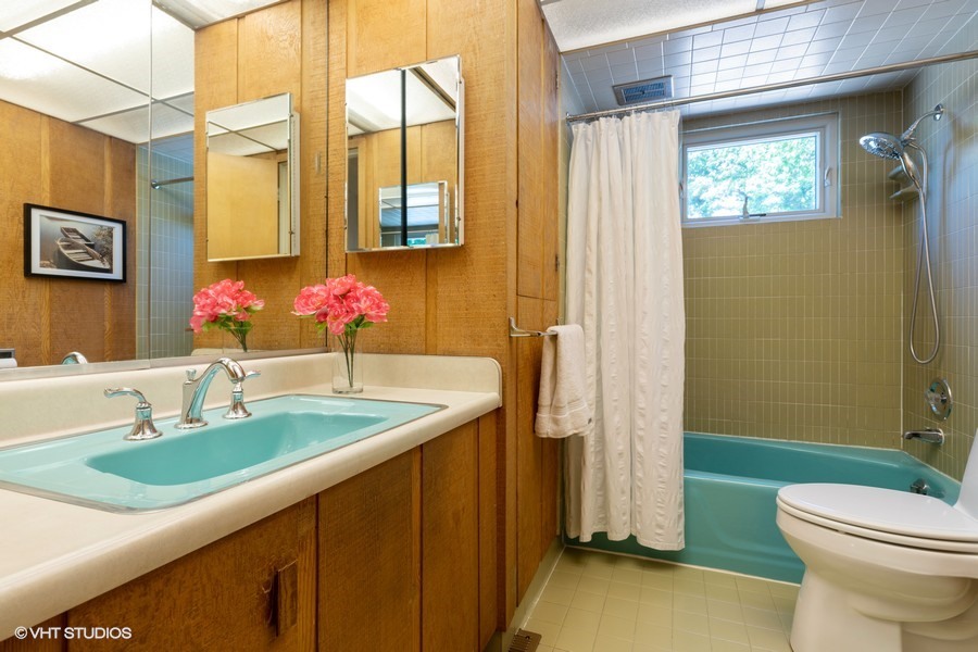 1017 Longaker Road Northbrook, IL 60062 - Photo 10 of 15