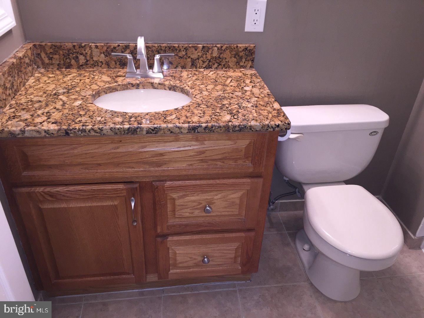 340 Tavistock Road Cherry Hill, NJ 08034 - Photo 21 of 25 Bathroom