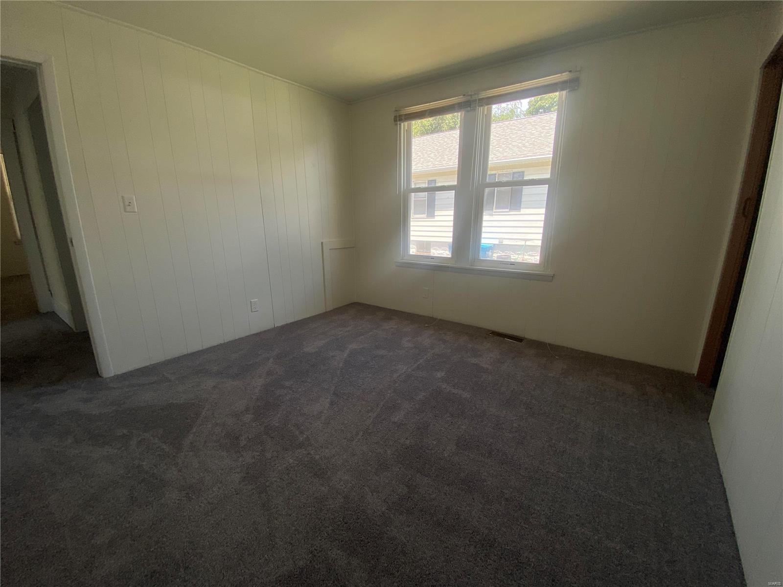725 Rice Street Wood River, IL 62095 - Photo 13 of 28 Gallery Image 13