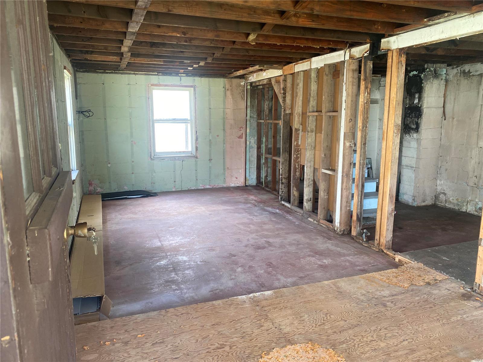 725 Rice Street Wood River, IL 62095 - Photo 23 of 28 Gallery Image 23