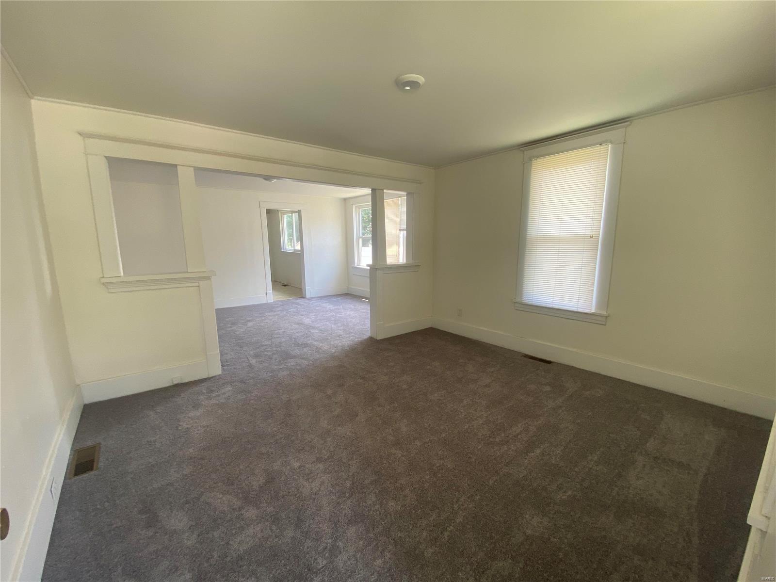 725 Rice Street Wood River, IL 62095 - Photo 3 of 28 Gallery Image 3