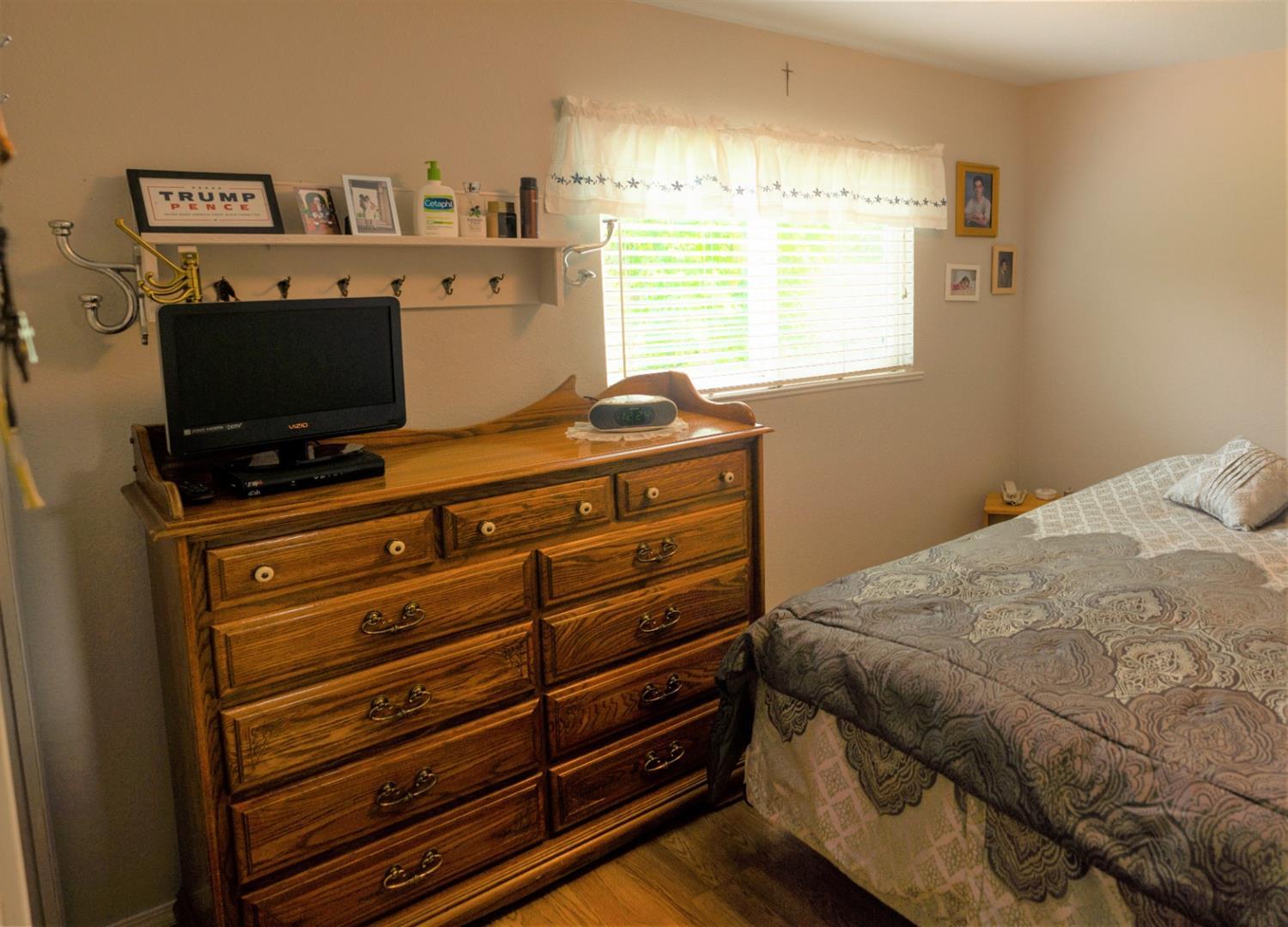 576 North Steven Avenue Reedley, CA 93654 - Photo 10 of 24 Additional Photo