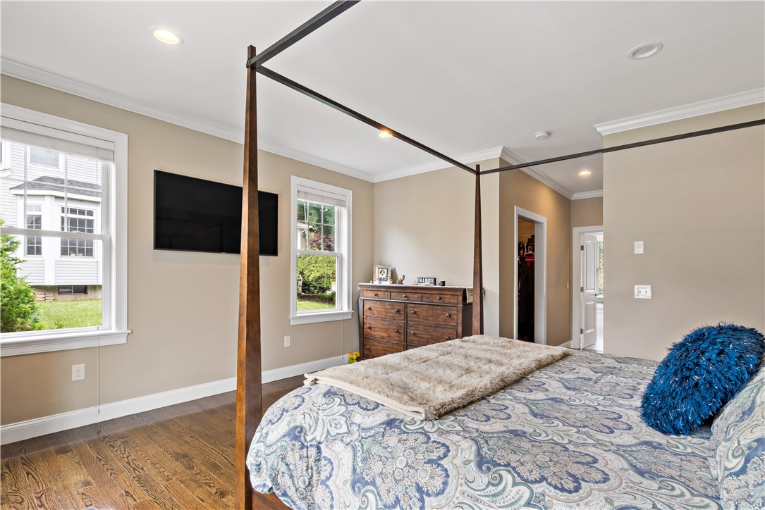 54 Michael Drive Bristol, RI 02809 - Photo 19 of 49