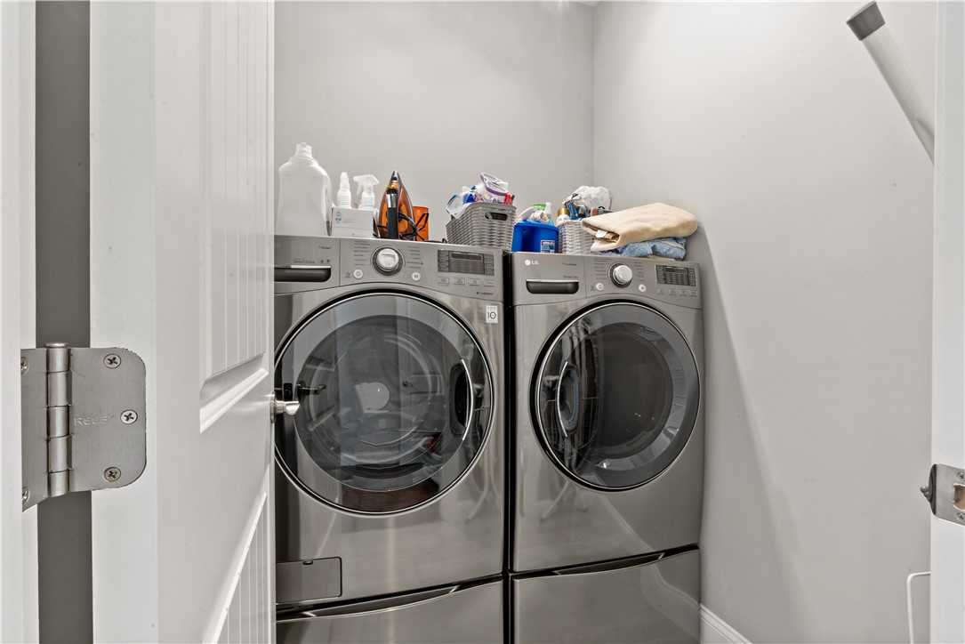 54 Michael Drive Bristol, RI 02809 - Photo 28 of 49