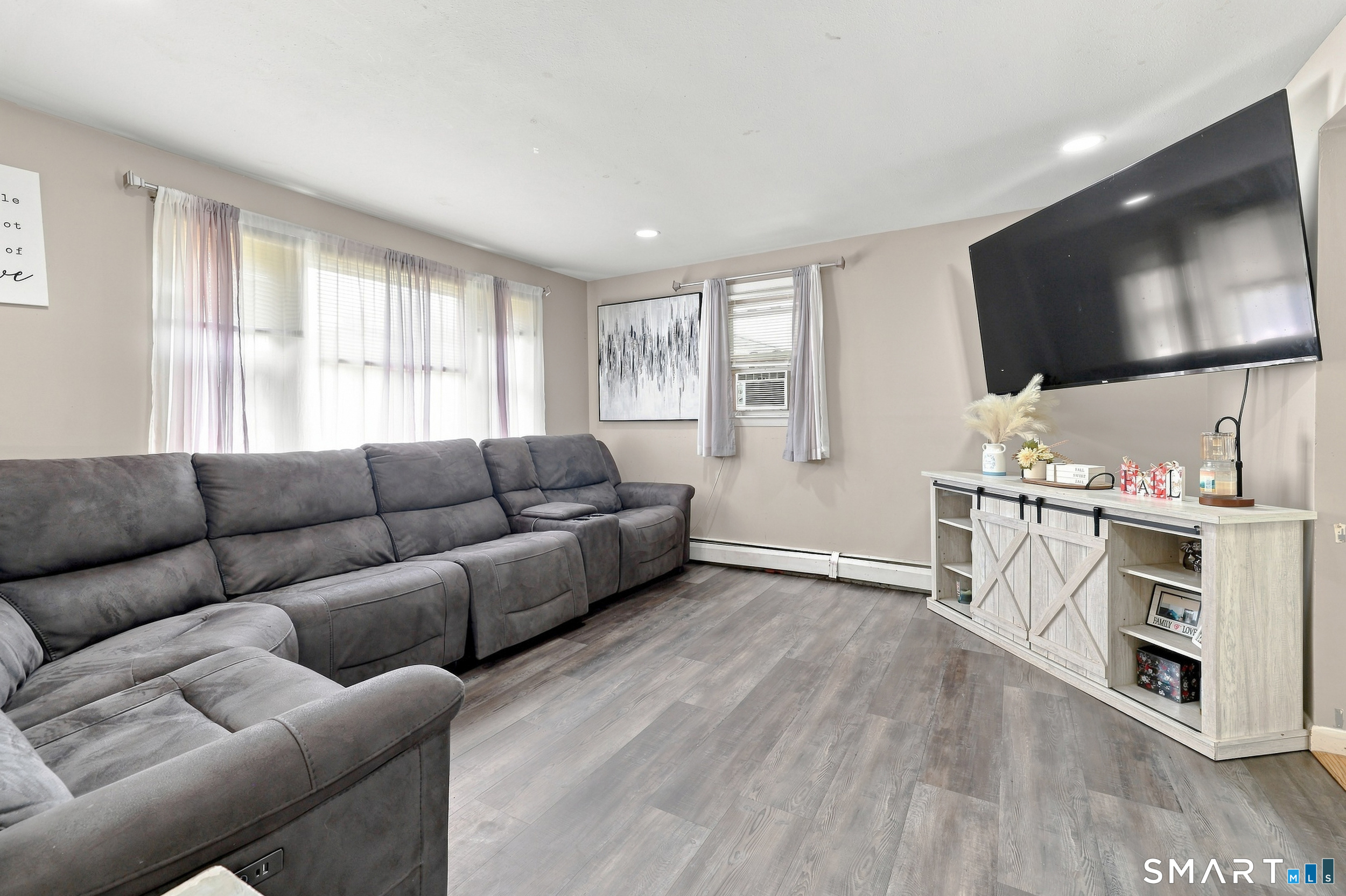 398 Moosup Pond Road Plainfield, CT 06354 - Photo 16 of 29 Gallery Image 16