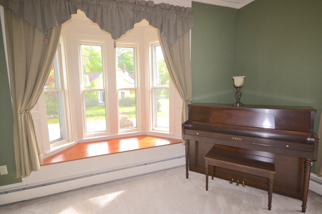 52 Ministerial Road Bedford, NH 03110 - Photo 12 of 40 Gallery Image 12
