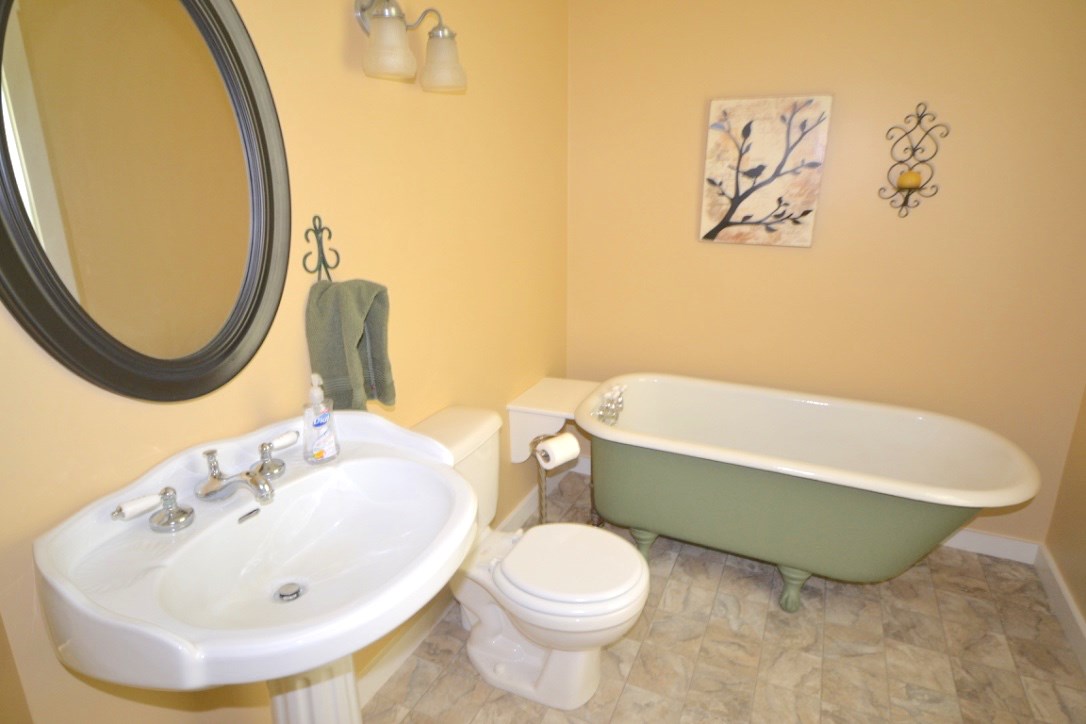 52 Ministerial Road Bedford, NH 03110 - Photo 25 of 40 Gallery Image 25