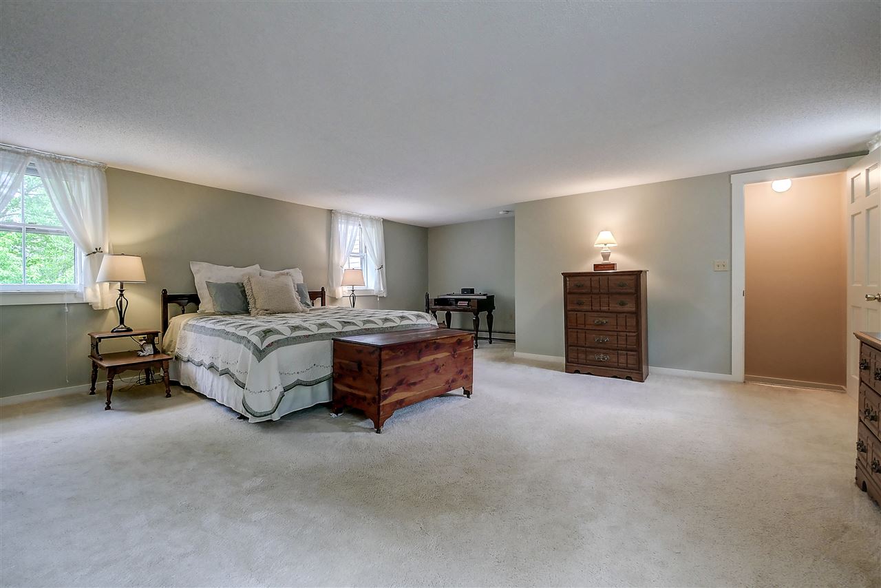 52 Ministerial Road Bedford, NH 03110 - Photo 27 of 40 Gallery Image 27