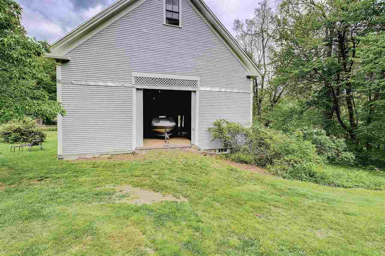 52 Ministerial Road Bedford, NH 03110 - Photo 7 of 40 Gallery Image 7