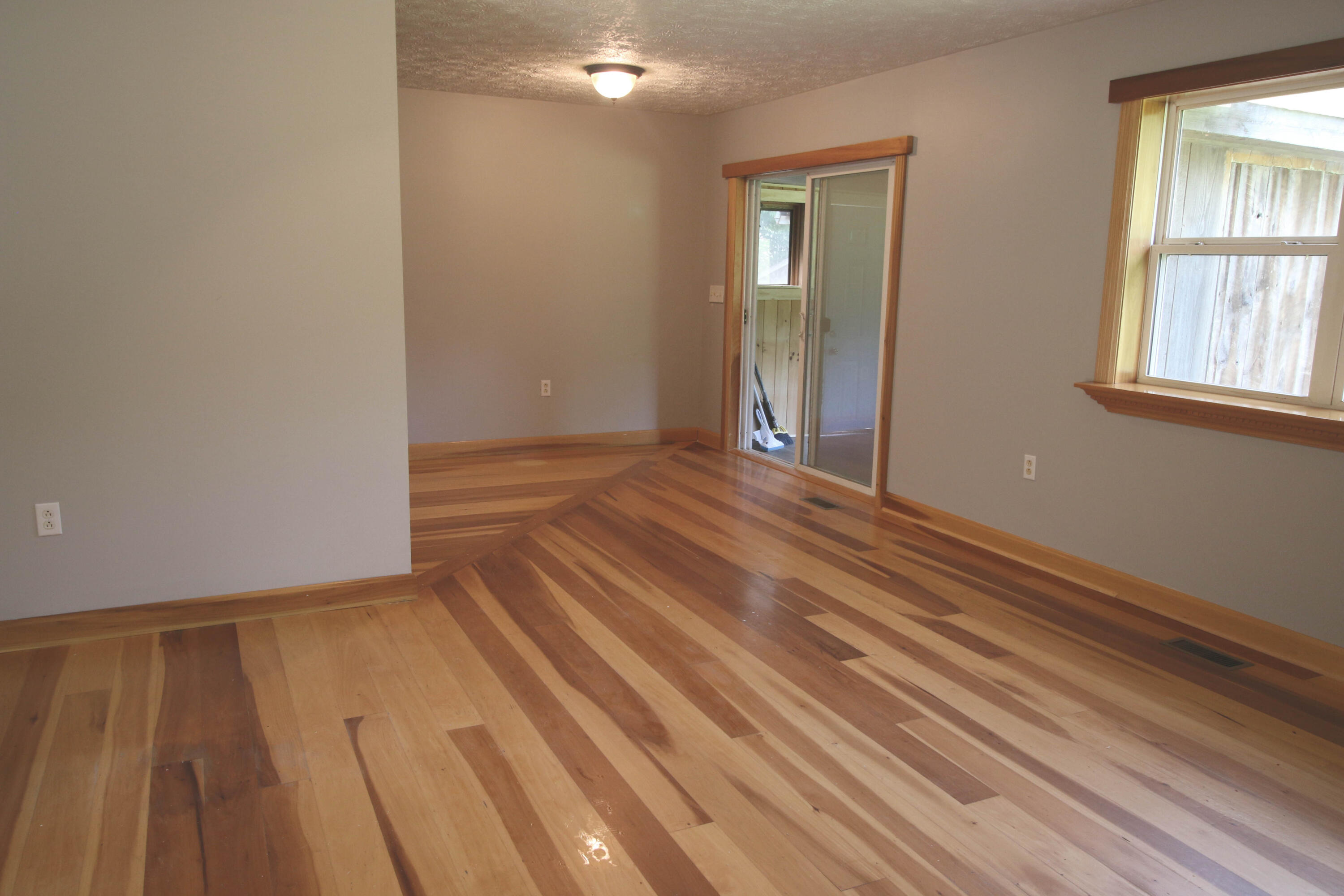 4655 Bullfork Road Morehead, KY 40351 - Photo 6 of 20 Living Area