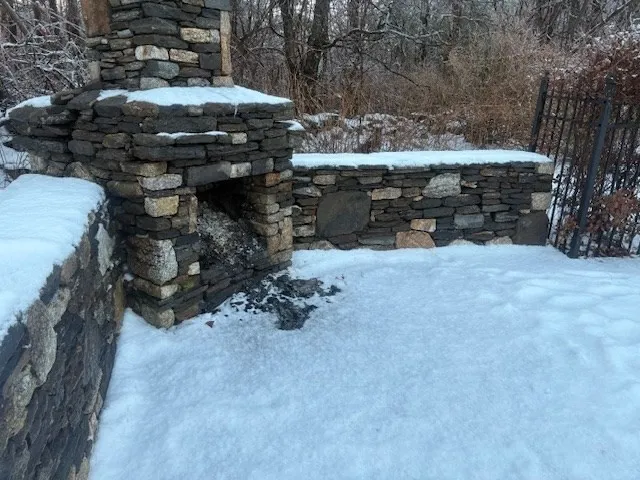 a view of a backyard of the house