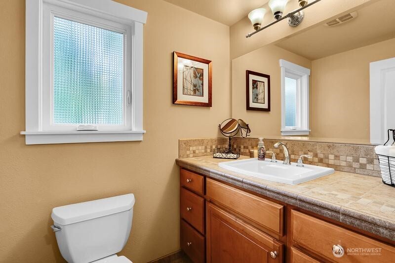 21414 2nd Avenue Southeast Bothell, WA 98021 - Photo 17 of 34