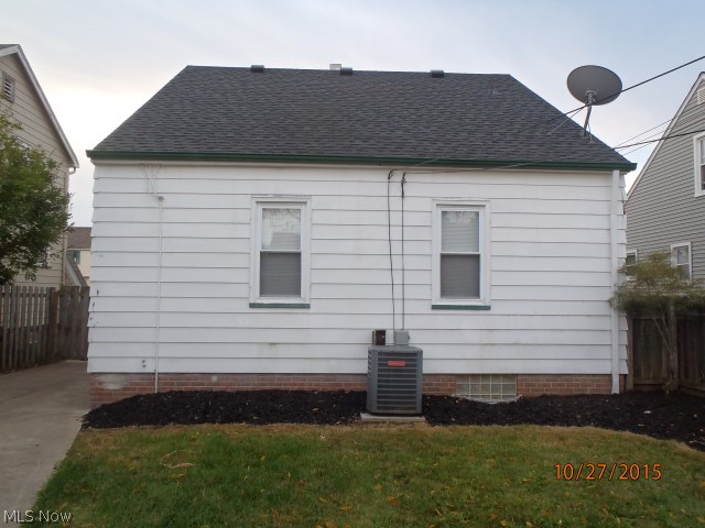 3810 Redfern Road Parma, OH 44134 - Photo 2 of 18