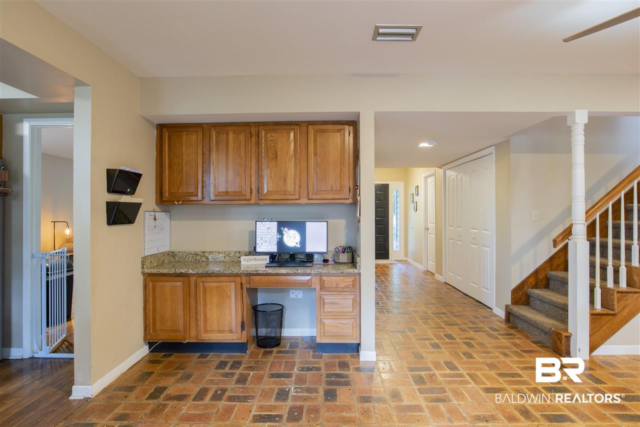 139 Pineridge Road Daphne, AL 36526 - Photo 7 of 29