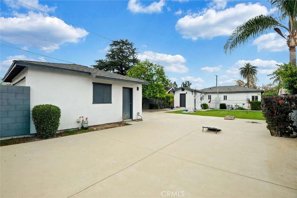 929 North Sunset Avenue Azusa, CA 91702 - Photo 26 of 30