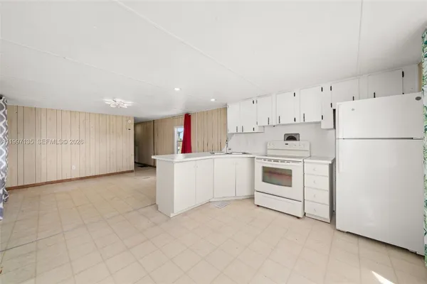 $999,000 | 615 Graham Dairy Road, Venus, FL 33960