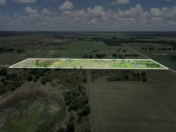 $999,000 | 615 Graham Dairy Road, Venus, FL 33960