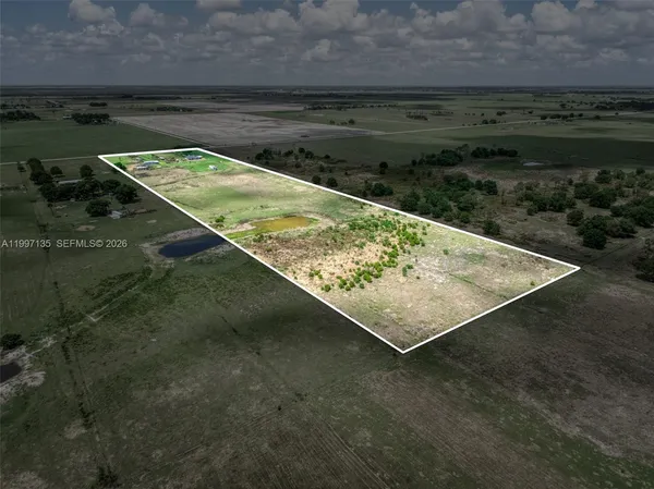 $999,000 | 615 Graham Dairy Road, Venus, FL 33960