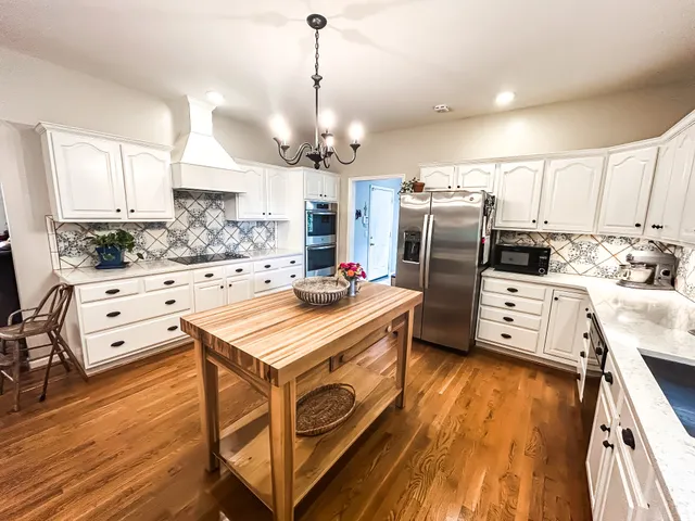 $725,000 | 1348 Camp Ravine Road, Burns, TN 37029