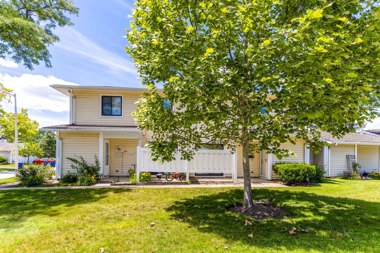 325 Bayview Point Schaumburg, IL 60194 - Photo 19 of 20