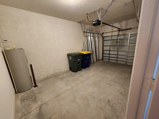 $2,350 | 1817 Party Place, Fort Pierce, FL 34947