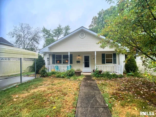 $149,000 | 617 North 10th Street, Herrin, IL 62948