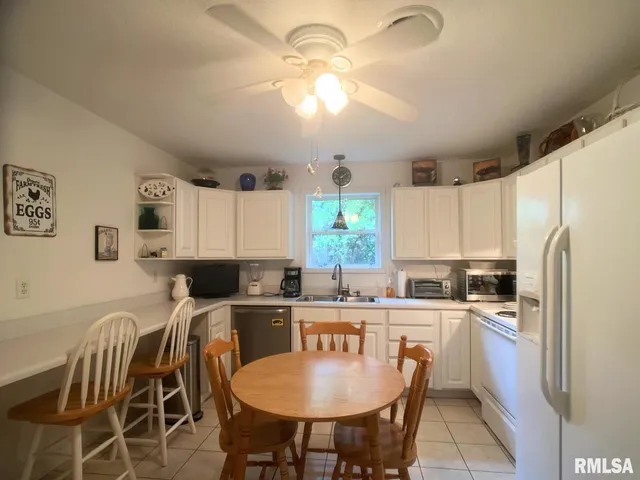 $149,000 | 617 North 10th Street, Herrin, IL 62948