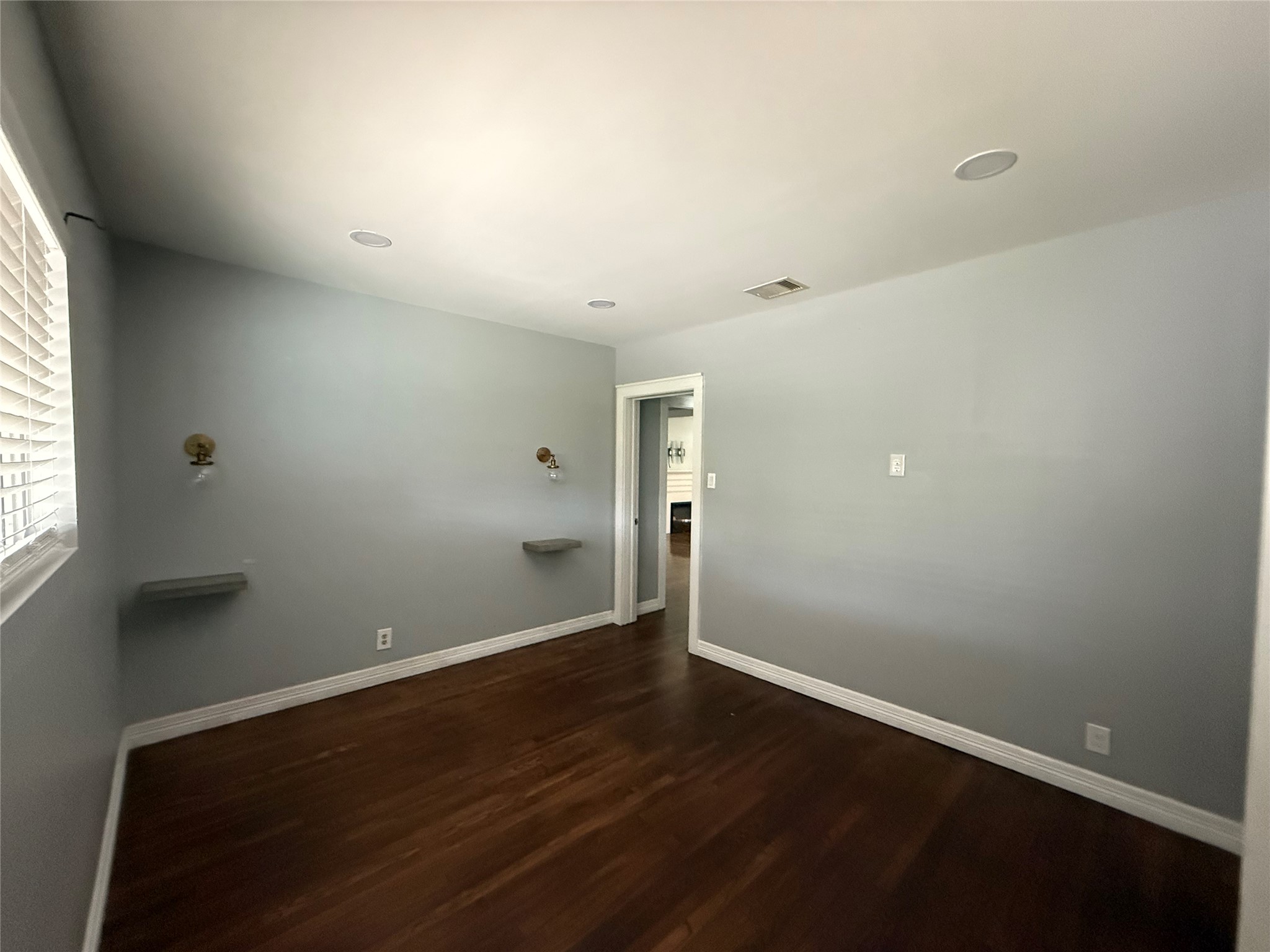 7144 Kernel Street Houston, TX 77087 - Photo 7 of 10 Gallery Image 7