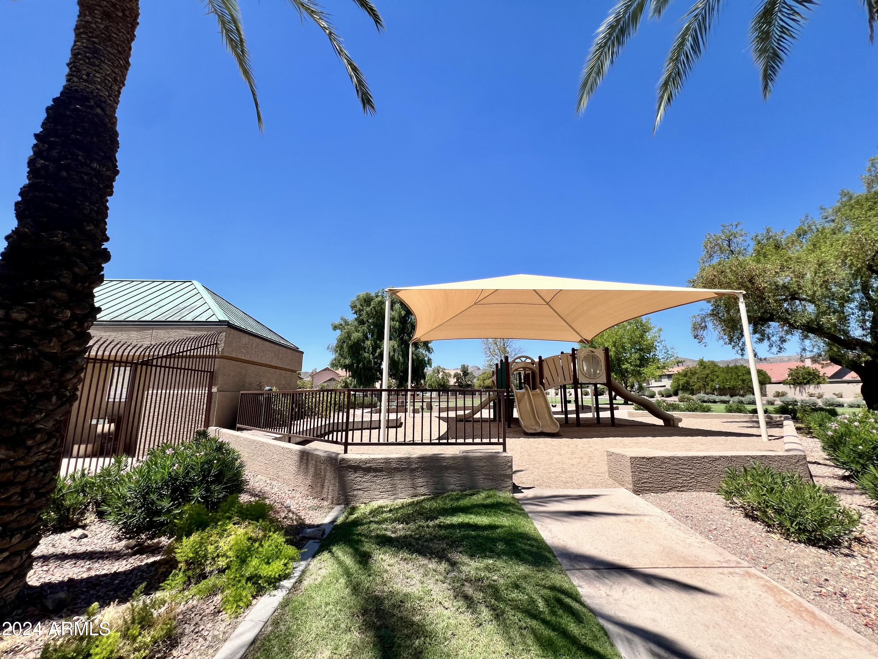 13643 South 36th Way Phoenix, AZ 85044 - Photo 30 of 32 MPR Community park
