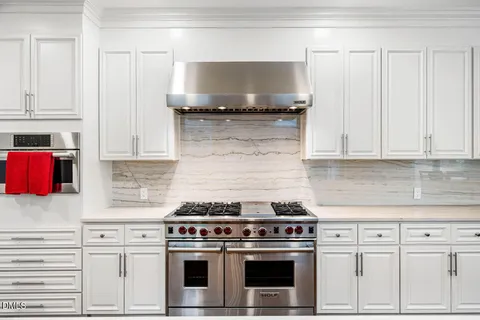 $725,000 | 100 Greensview Drive, Cary, NC 27518