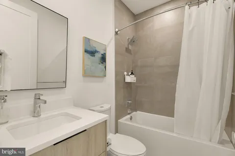 $1,225,000 | 146 S Street Northwest, Unit A, Washington, DC 20001