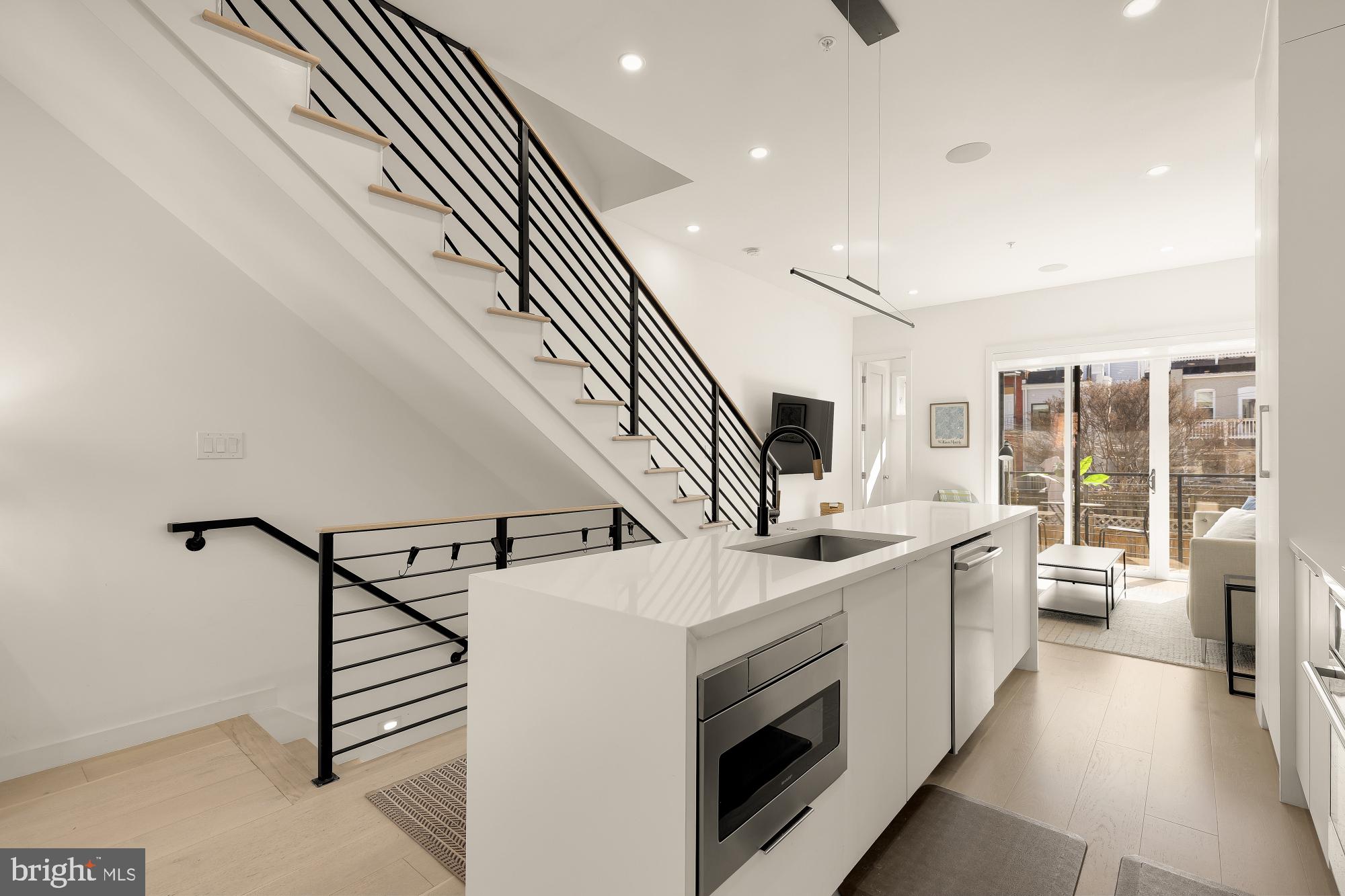 146 S Street Northwest, Unit A Washington, DC 20001 - Photo 7 of 37