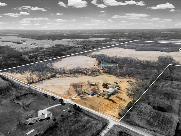 $1,050,000 | 3919 Southwest State Rte T, Polo, MO 64671