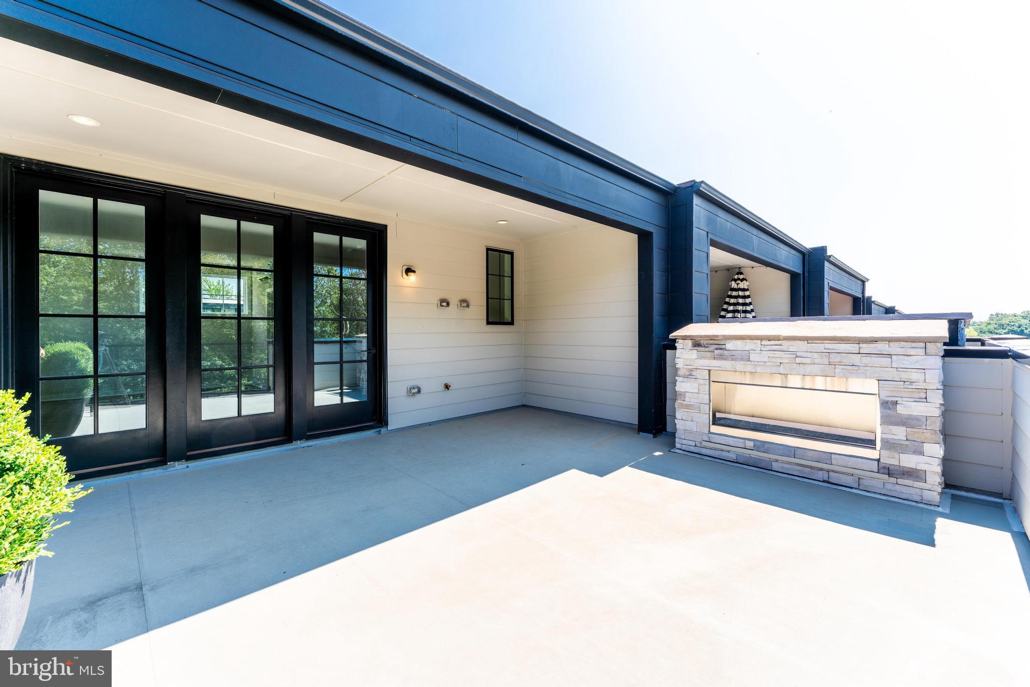 11748 Sunrise Valley Drive Reston, VA 20191 - Photo 51 of 60 a view of backyard with balcony