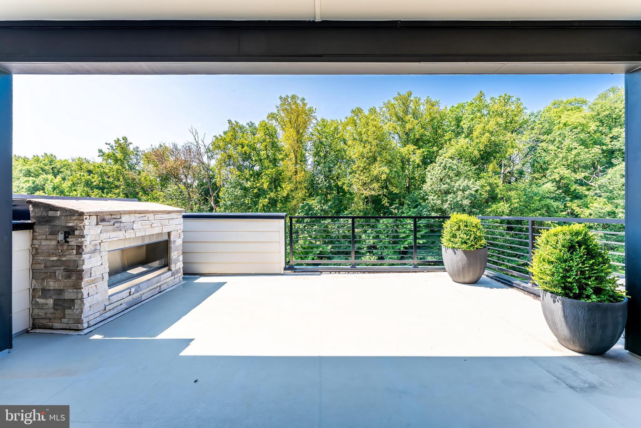 11748 Sunrise Valley Drive Reston, VA 20191 - Photo 53 of 60