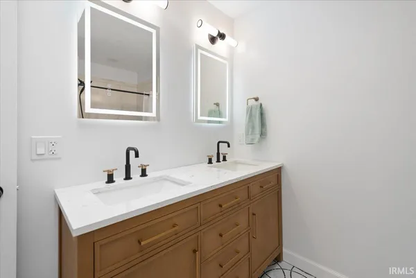 $365,000 | 2627 East Dekist Street, Bloomington, IN 47408