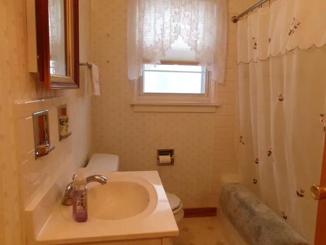 $275,000 | 410 Liberty Street, Beaver Dam, WI 53916